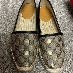 Never worn Gucci espadrilles . Bee collection . Brand new